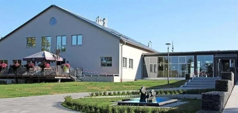 Ferienwohnungen Und Gaestezimmer Herrmann Steinbach am Wald Apartment