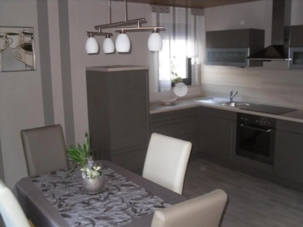 Apartment Ferienwohnungen Und Gaestezimmer Herrmann Steinbach am Wald